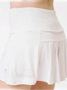 ZYIA White Athletic Skort